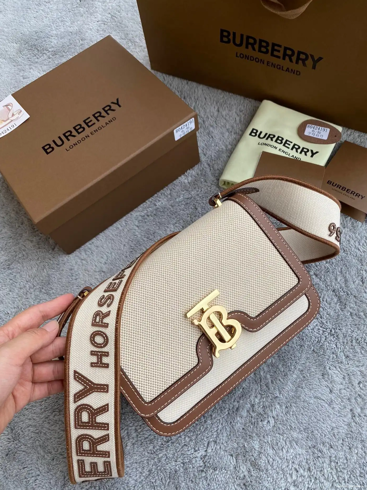 Official First Bag Ru Bag TB BURBERRY 0611